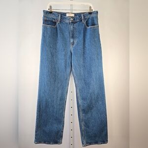 Abercrombie & Fitch The 90s Relaxed High Rise Jeans Women’s Size 31/12